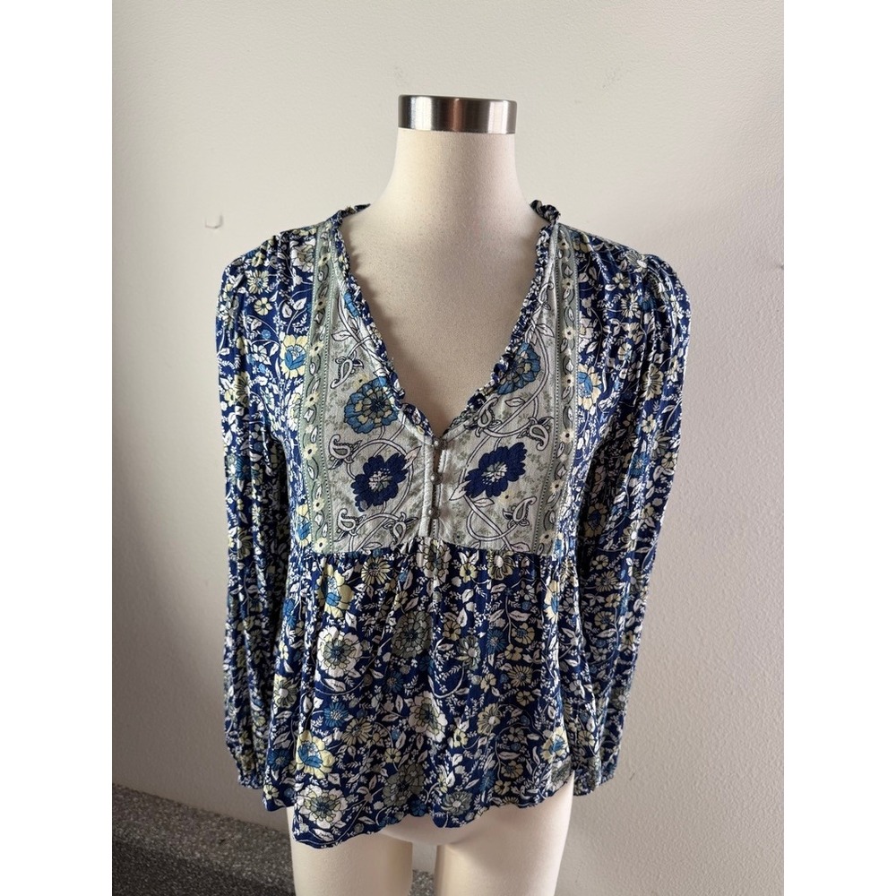Lucky Brand Womens Small Blue Floral Long Sleeve Boho Top V Neck Shirt